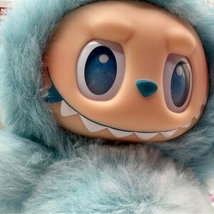 Pop Mart Authentic Blue Hope Labubu Big Into Energy open box